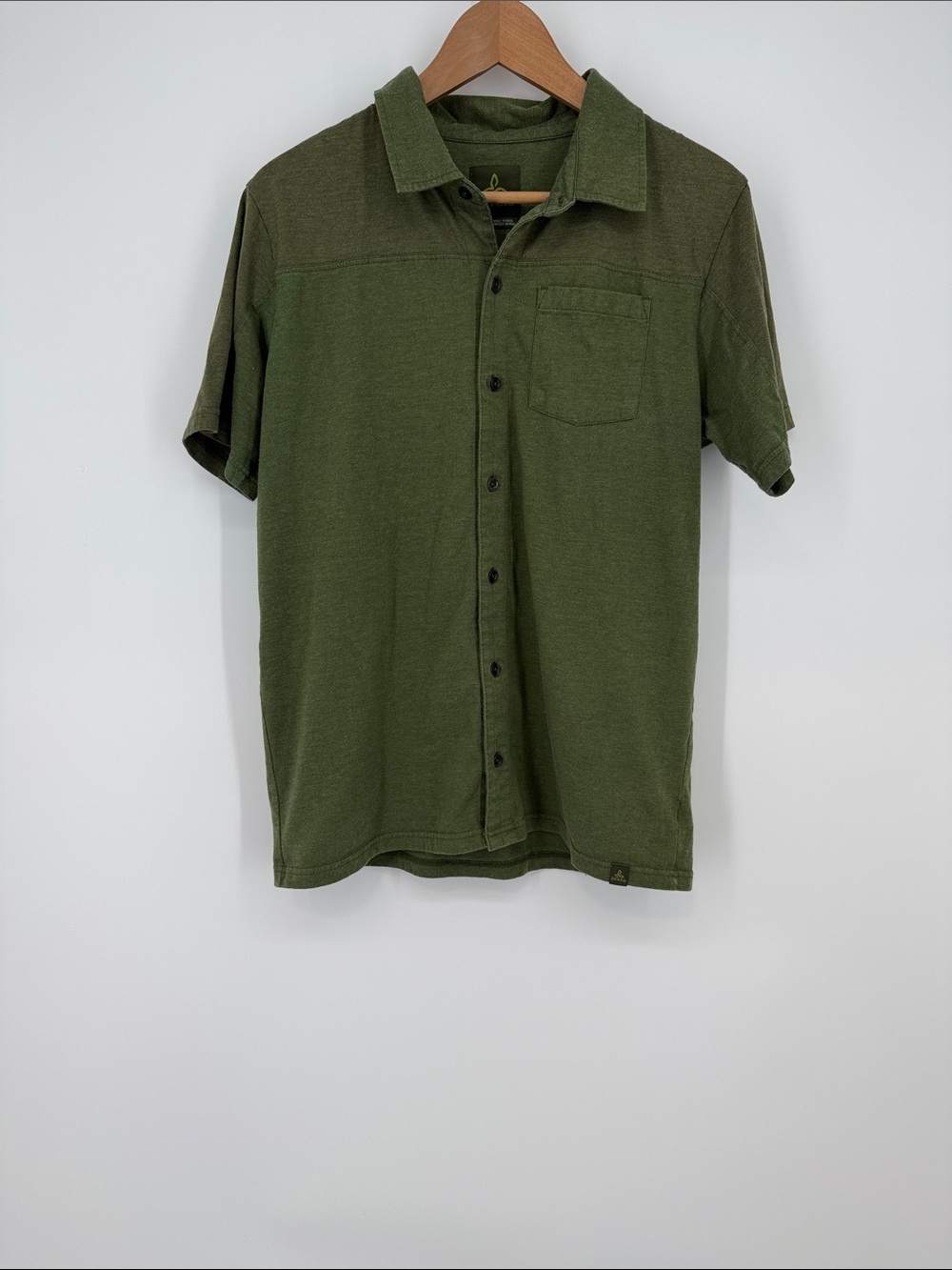 Prana Men's Short-Sleeve Button-Up Shirt in Olive Green Size Large